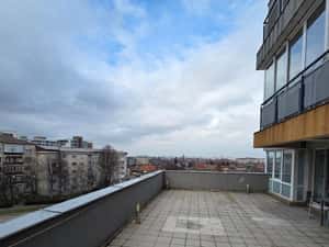 Apart.3 camere,2 dormitoare,2 bai,et.3 cu lift,mobilat,utilat — miniatura 3