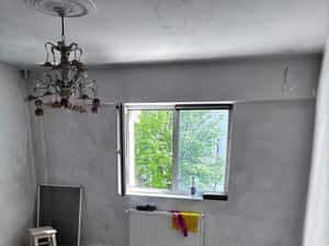 Garsoniera confort 1 Brosteni — miniatura 1