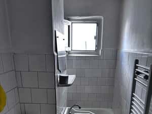 Garsoniera confort 1 Brosteni — miniatura 3