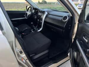 Suzuki grand vitara 1.9 DDIS 129 CP 2012 4WD IMPECABIL — miniatura 6
