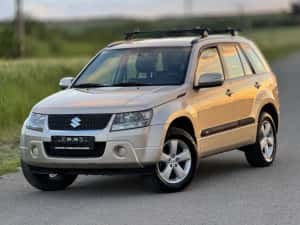 Suzuki grand vitara 1.9 DDIS 129 CP 2012 4WD IMPECABIL — miniatura 10