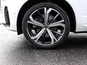 Volvo XC60, 2023, 250 cp, 17.001 km, EUR 49409 — miniatura 3