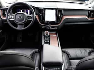 Volvo XC60, 2023, 250 cp, 17.001 km, EUR 49409 — miniatura 5