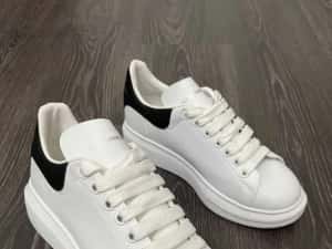 Adidasi White produs NOU alexander MCQ — miniatura 5