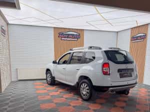 Dacia DUSTER 1,5 DCI  4X4 An 2017 / 10 . 73 000 km . RAR+ITP . Garantie 12 luni .Rate fixe — miniatura 4