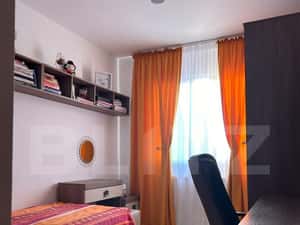 Apartament 3 camere, 71 mp, zona Nicolina — miniatura 3