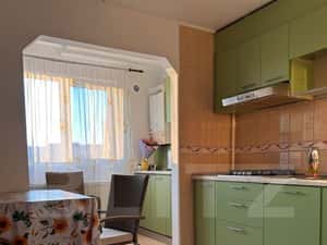 Apartament 3 camere, 71 mp, zona Nicolina — miniatura 4