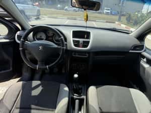 Peugeot 207 1.4 cu gpl — miniatura 3