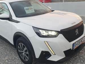 Peugeot 2008 2020 1.5 BlueHDI 102CP Active — miniatura 3
