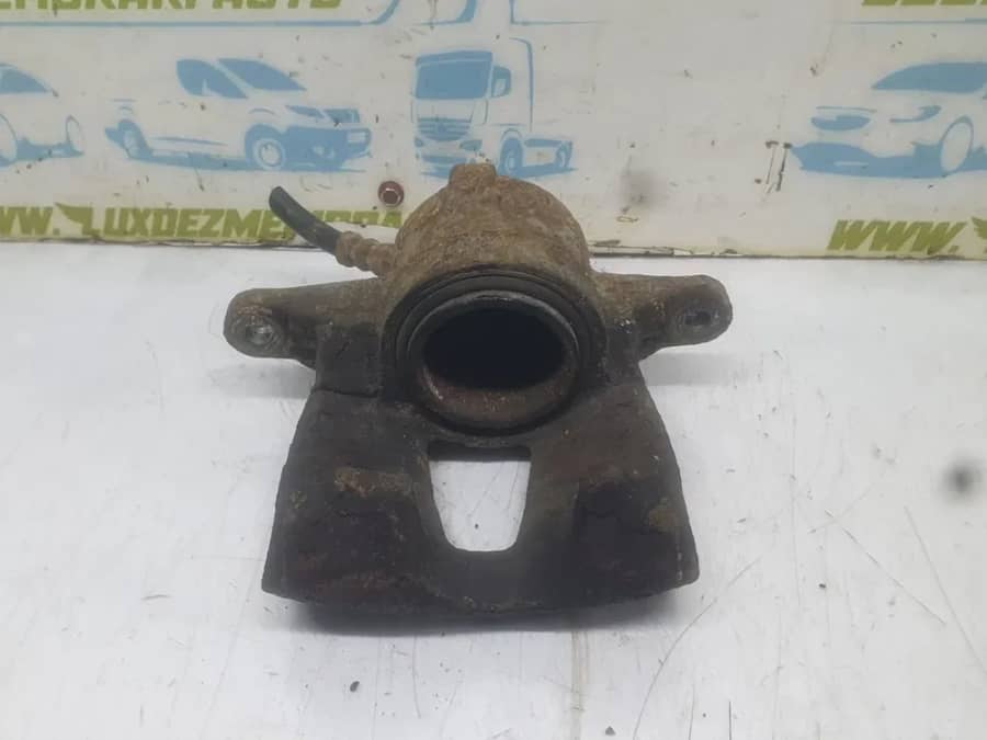 Etrier stanga fata Citroen C4 1 (2004 - 2008) 1.6 hdi 9h01 — fotografie 1 din 9
