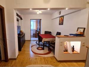 Apartament decomandat 3 camere + living de vanzare in zona Ostroveni — miniatura 3