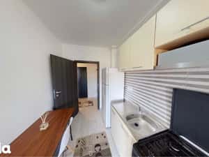Inchiriez garsoniera — miniatura 5