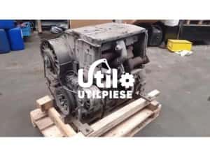 motor deutz bf4l913 bf4m1013 bf6m1013 f4l912 + piese deutz — miniatura 2