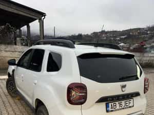 Dacia duster 4x4 1.5 diesel — miniatura 4