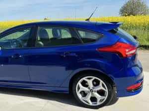 Ford Focus ST nu St Line — miniatura 2