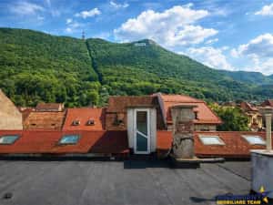 Aparthotel elegant, potential ridicat, ultracentral, Brasov — miniatura 7