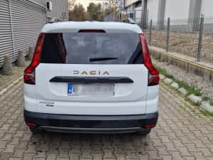 Dacia Jogger EXTREME HYBRID 1.6 ~ 140cp Cutie automata 2023  ~~km 3800 — miniatura 6