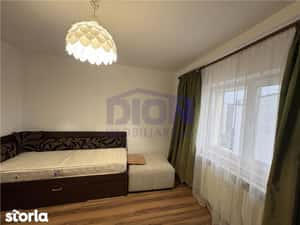 Unirii - Nerva Traian, 3 camere, 80mp, 1992, 650 EUR — miniatura 5