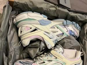 Balenciaga track2 sneakers 40, new color, full box retail price 925 euro — miniatura 2