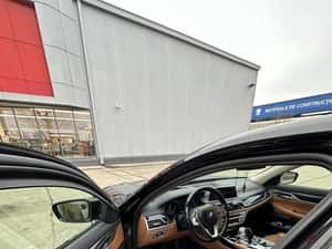 BMW 730 xDrive Automată 265 CP Diesel
