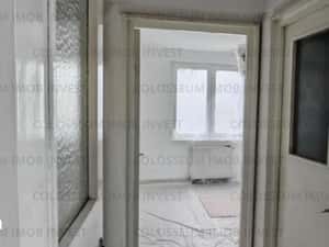 Apartament 3 camere, decomandat - zona Astra — miniatura 4