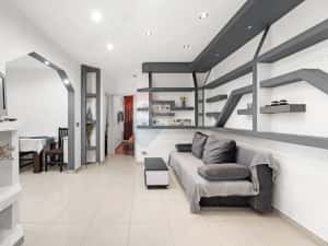 Apartament 3 camere Ared Uta
