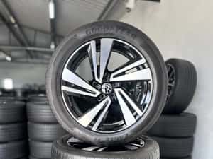 Jante Touareg R20 Nevada Original Volkswagen Goodyear de vara — miniatura 6