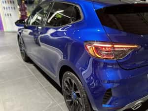 Renault Clio Manuală 91 HP Benzină — miniatura 4