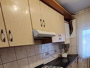 Apartament 3 camere decomandat, zona Crinilor — miniatura 3