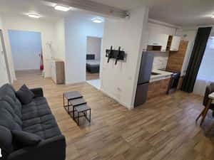 Ap. Doua Camere + Parcare Proprie + Grădină. Str. Bucuriei zona Oncea — miniatura 4