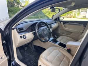 Passat B7 Limuzina 2.0TDI — miniatura 5
