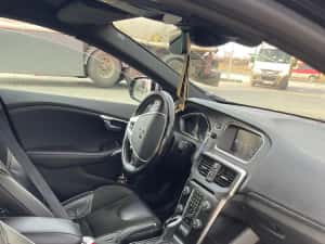 Urgent - Vand Volvo V40-2020 - 60000 km reali. — miniatura 4