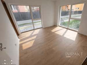 De închiriat apartament două camere, decomandat- Barc — miniatura 3