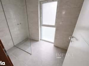 De închiriat apartament două camere, decomandat- Barc — miniatura 4