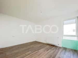 Apartament cu 4 camere 105 mp pe 2 nivele in vila noua cu parcare — miniatura 5