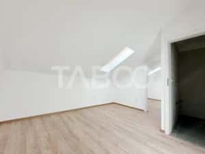 Apartament cu 4 camere 105 mp pe 2 nivele in vila noua cu parcare — miniatura 6