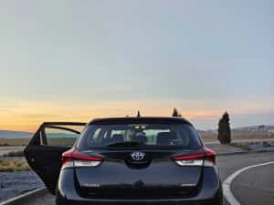 Toyota Auris Hybrid , 2017 , 230.000Km — miniatura 4