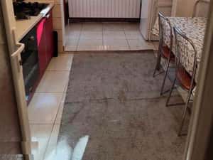 De vanzare apartament cu 2 camere, etajul 2, zona Piata Mare — miniatura 3
