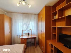 Prima inchiriere! Ap. 2 camere, D., et.2, 450euro-UMF-Podul de Fier — miniatura 6