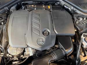 Mercedes-Benz E 220 Berlină Second-Hand — miniatura 7