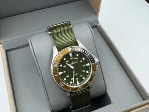 Amanet F28: Ceas Hamilton Khaki Navy Scuba HB2241961