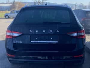 Skoda Superb 2021, 120392 km, Diesel, Automată — miniatura 4