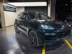 Porsche Cayenne TURBO E-HYBRID Automată 739 HP Hibrid (B/E)