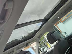 Volkswagen Tiguan 2.0 Tdi 4x4 150 cp / Panorama  / Lane assist  / Side assist / Carlig / Camere 360 grade — miniatura 6