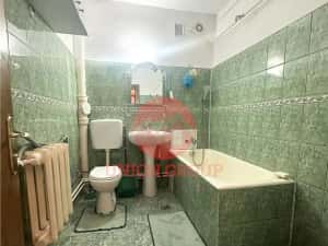 Casa din Caramida S+P+1E, 10 camere, Faleza Nord — miniatura 9