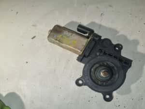 Motoras macara geam stanga Ford Fiesta 2003 1.3 MT (70 hp) — miniatura 3