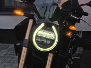 Honda CB650R - 2300 km E-Clutch — miniatura 10