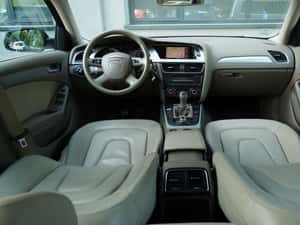 Audi A4 S-line An 2012 — miniatura 5