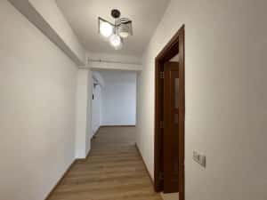 79900euro! Apartament 2 camere, 48mp,decomandat,balcon, parcare! — miniatura 1