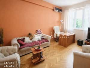 Vanzare apartament 2 camere Centru/decomandat/parcare — miniatura 3